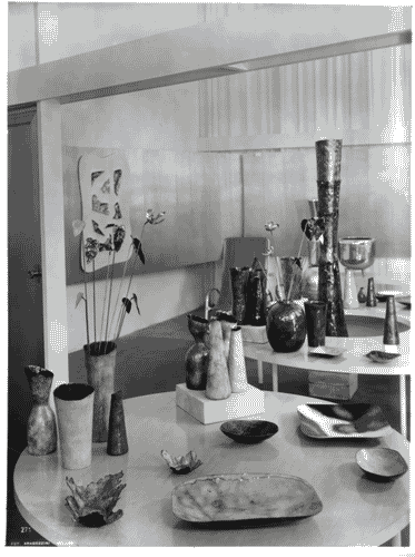 Image for IX Triennale - Metalli nella casa - Vasi e piatti di Paolo De Poli