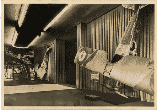 Image for Palazzo dell'Arte - Atrio - Giuseppe Pagano - Aeroplani di Cabruna e Novello