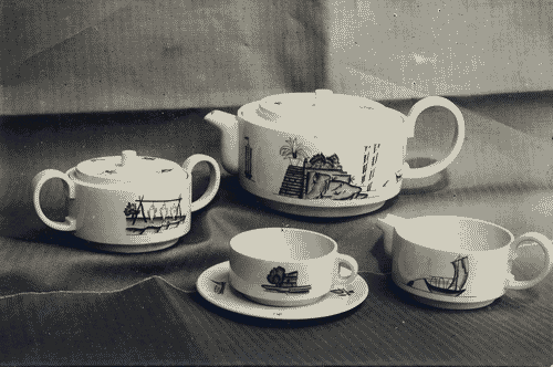 Image for V Triennale - Arti decorative e industriali - Ceramiche - Servizio da tè di Guido Andlovitz