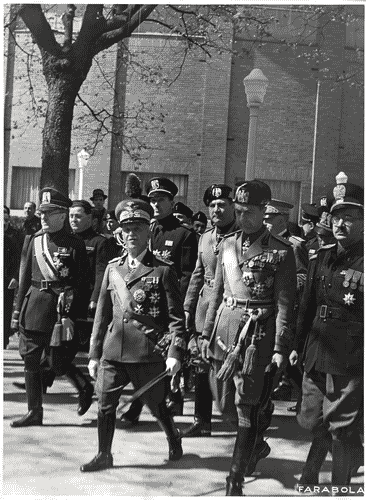 Image for VII Triennale - Inaugurazione - Visita del re d'Italia, Vittorio Emanuele III di Savoia - Giuseppe Bianchini - Giuseppe Bottai