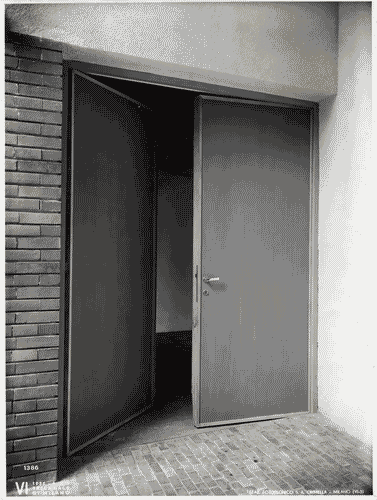 Image for VI Triennale - Padiglione nel parco Sempione - Sistemi costruttivi e materiali edilizi - Sezione delle porte