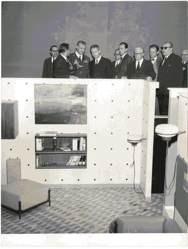 Image for XII Triennale - Visita del Presidente della Repubblica Giovanni Gronchi - Ivan Matteo Lombardo - Tommaso Ferraris - Virgilio Ferrari - Ignazio Gardella - Ludovico Magistretti - Agenore Fabbri