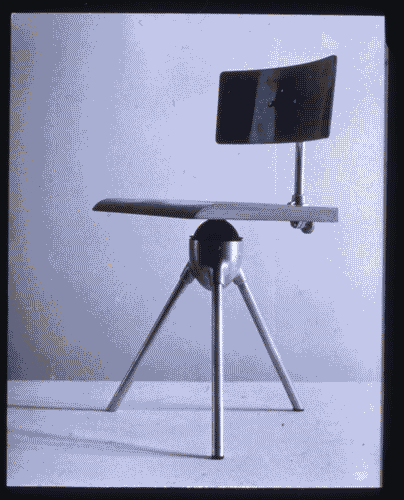 Image for 45.63: Un museo del disegno industriale in Italia. Progetto di una collezione - Sedia per ufficio