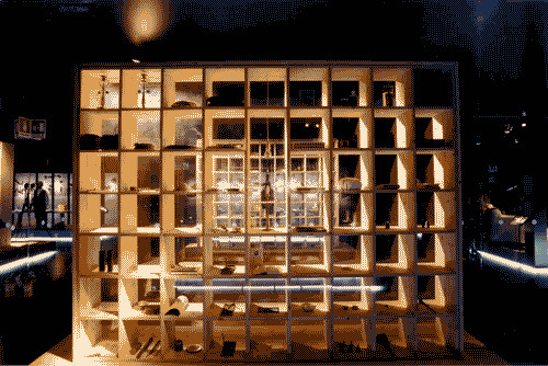 Image for XVIII Triennale - Mostre tematiche - Il giardino delle cose - Le qualità dell'esperienza - La cura - Candeliere a bilanciere di Michele De Lucchi con Mario Rossi