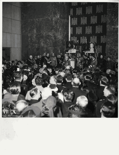 Image for VII Triennale - Inaugurazione - Re d'Italia, Vittorio Emanuele III di Savoia - Discorso del presidente della Triennale Giuseppe Bianchini - Gian Giacomo Gallarati Scotti - Vittorio Emanuele di Savoia, conte di Torino - Giuseppe Bottai