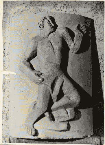 Image for V Triennale - Mostre nel parco - Padiglione della stampa - Bassorilievo di Leone Lodi per la fontana all'ingresso del padiglione della stampa