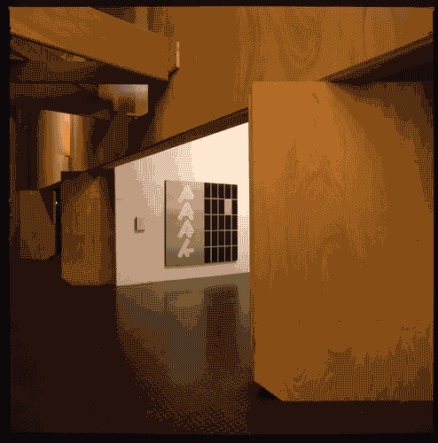 Image for XVII Triennale - Le città del mondo e il futuro delle metropoli - Oltre la città la metropoli - Sezione Paesaggio (la natura fra sito e artificio) - "Park Edge" di Victor Burgin