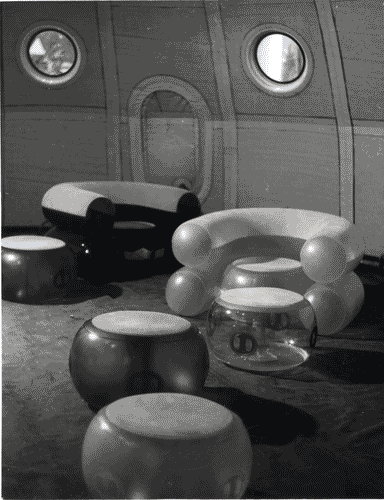 Image for XIV Triennale - Espressioni e produzioni italiane - Il Tunnel Pneu - Divani gonfiabili - Jonathan De Pas - Donato D'urbino - Paolo Lomazzi