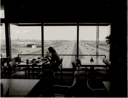 Image for XVII Triennale - Le città del mondo e il futuro delle metropoli - Partecipazioni internazionali - Sezione Olanda - Amsterdam - Ristorante di un'area di servizio dell'autostrada