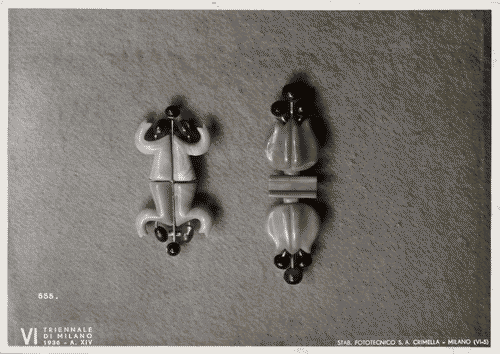 Image for VI Triennale - Sezione dell'E.N.A.P.I. - Cammei, coralli, avorio, tartaruga, madreperla - Spille