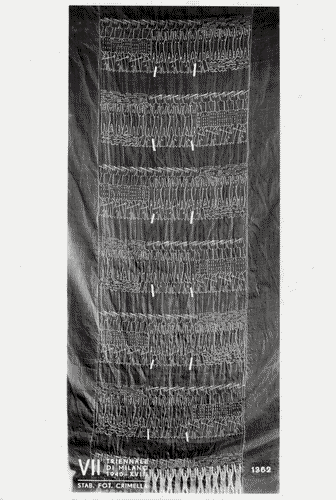 Image for VII Triennale - Mostra dell'E.N.A.P.I. - Ricami e merletti - Tenda ricamata di Mario Romano