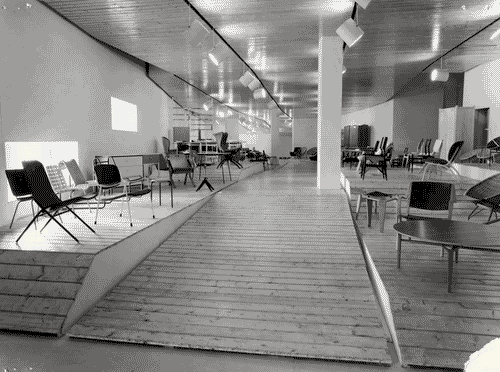 Image for Allestimento della mostra del mobile singolo