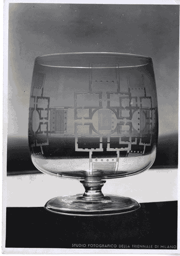 Image for VII Triennale - Mostra dei metalli e dei vetri - Vaso in vetro inciso di Piero Fornasetti