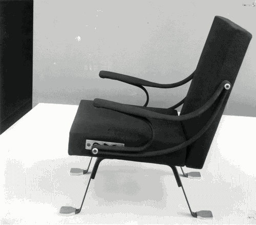 Image for XII Triennale - La casa e la scuola - Allestimento e "isole di produzioni"- Poltrona di Ignazio Gardella