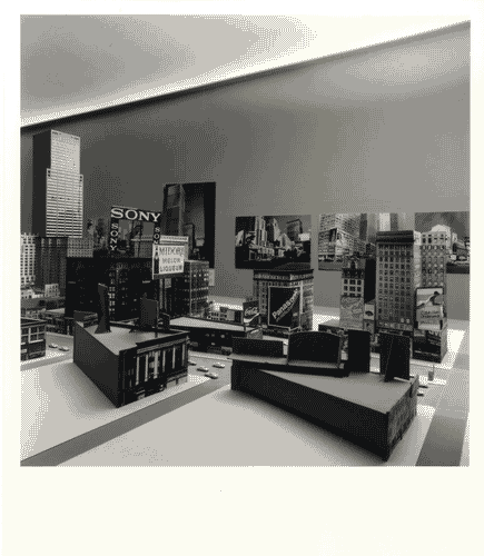 Image for XVII Triennale - Le città del mondo e il futuro delle metropoli - Partecipazioni internazionali - Sezione U.S.A. - Modello in scala di Times Square a New York