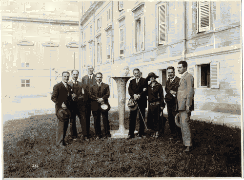 Image for II Biennale - Cerimoniale - Ritratto di gruppo