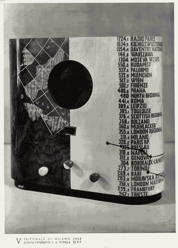 Image for V Triennale - Costruzioni nel parco Sempione - Stazione per aeroporto civile - Padiglione del movimento futurista di Enrico Prampolini - Mobile radio in legno intarsiato di Mario Romano