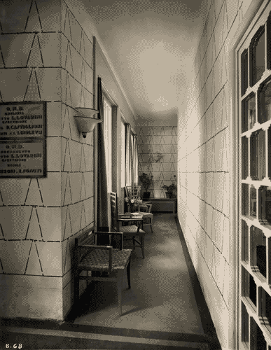 Image for IV Triennale - Giardino - La casa del dopolavorista di Luisa Lovarini - Ingresso