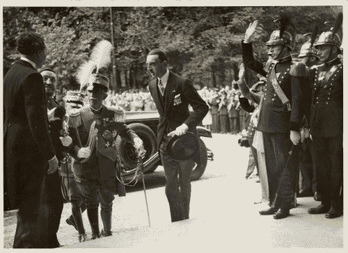 Image for V Triennale - Inaugurazione - Visita del re d'Italia, Vittorio Emanuele III di Savoia - Marcello Visconti di Modrone - Barella, Giulio